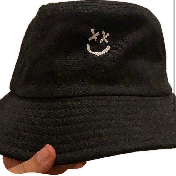 Louis Tomlinson Bucket Hat Merch | Poshmark
